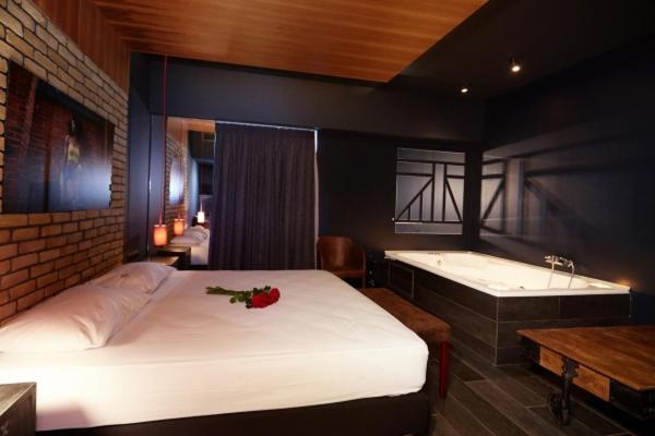 The Crystal Blue Xaidari Hotel Skaramangas Luaran gambar